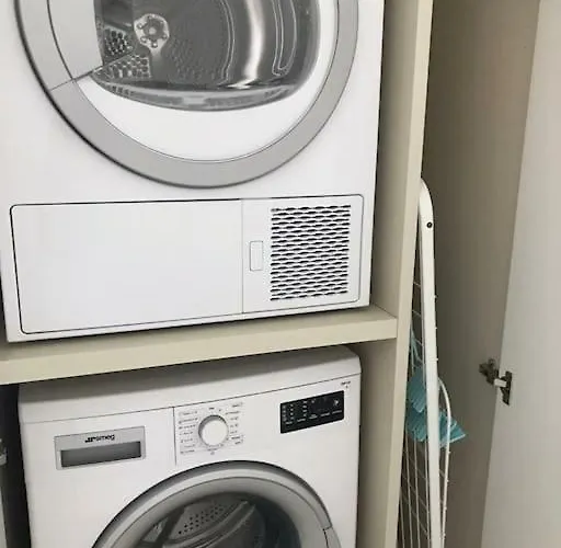 Protea With Private Terrace Nicósia