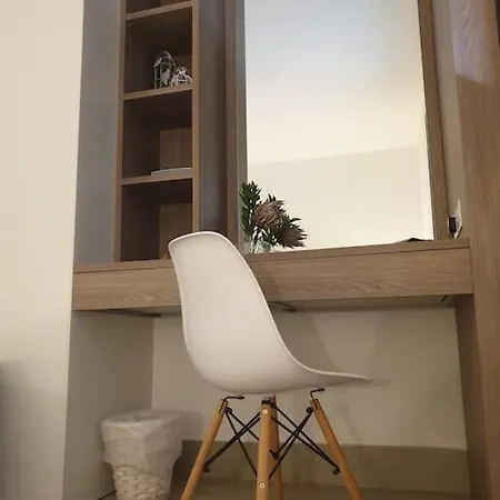 Protea With Private Terrace Daire