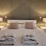Protea With Private Terrace 아파트 니코시아