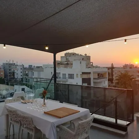 Protea With Private Terrace Нікосія